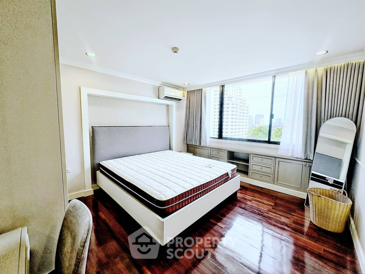 picture 3-BR Condo at Sukhumvit Casa Condominium near BTS Asok (ID 2453501) - 10/14
