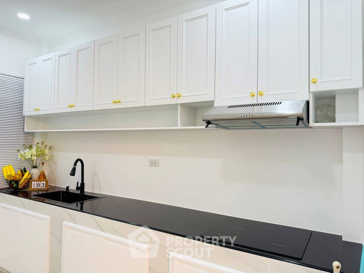 picture 3-BR House at T.W. Parkview close to Pattaya (ID 2453847) - 16/28