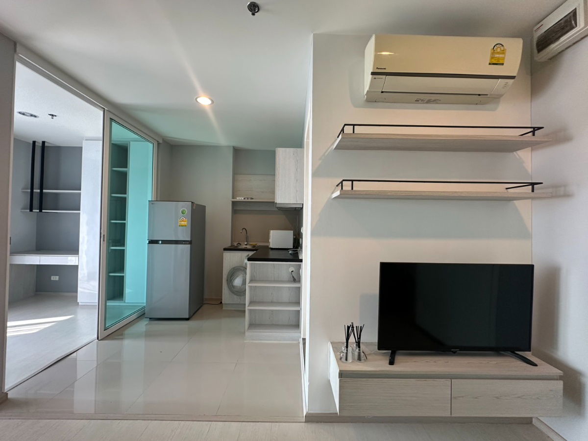 picture  Who wants it? Next to BTS Erawan. "Aspire Erawan" River bend view. Cool breeze. Near Kanchanaphisek Expressway. 15 minutes. Mega Bangna shopping mall.  - 6/18