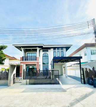 ฟรีโอน! บ้านเดี่ยว 2 ชั้น พฤกษาวิลเลจ 9 คลองสาม | 56.7 ตร.วา 4 นอน ทำเลดีใกล้รังสิต | 4.49 ลบ.