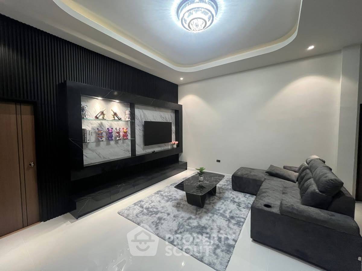 รูป บ้าน 3-ห้องนอน ที่ สิริศา 12 ใกล้ พัทยาตะวันออก (ID 2165141) - รูปที่ 15/24
