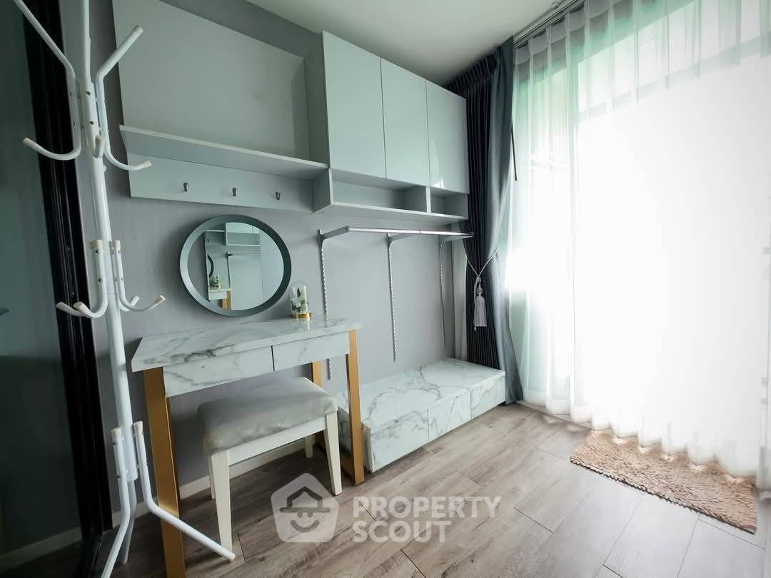 picture 1-BR Condo at Modiz Ratchada 32 in Chan Kasem (ID 2109276) - 2/10