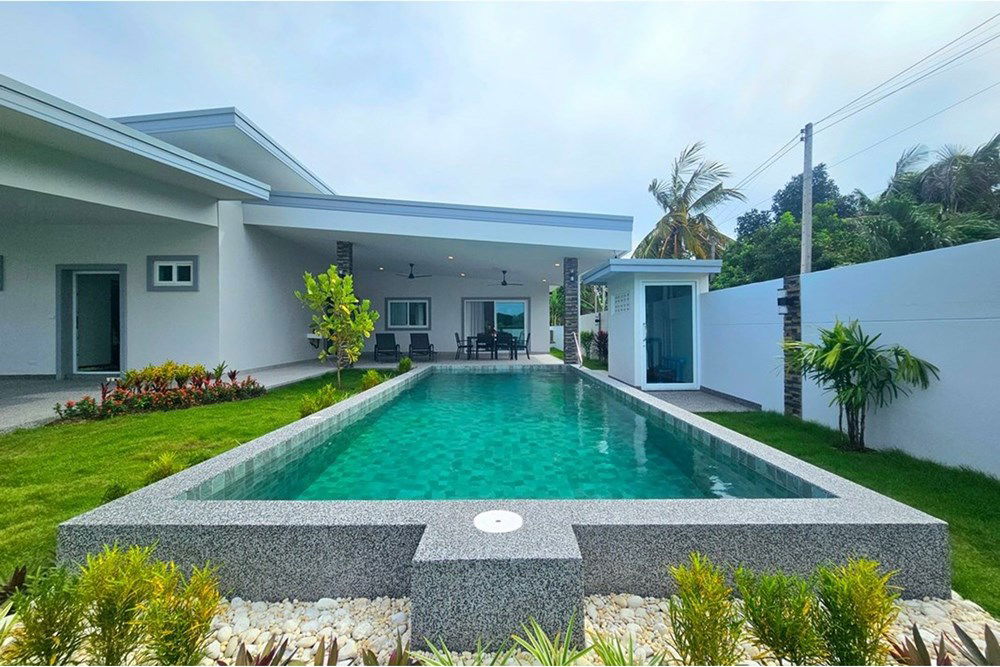 picture [920601001-693] Spacious Family Villa, 3 Bed 3 Bath in Hua Hin Soi 70 For Sale - 6/44