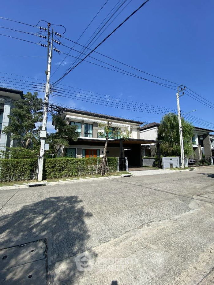 รูป บ้าน 4-ห้องนอน ใน บางกร่าง (ID 1404960) - รูปที่ 1/16