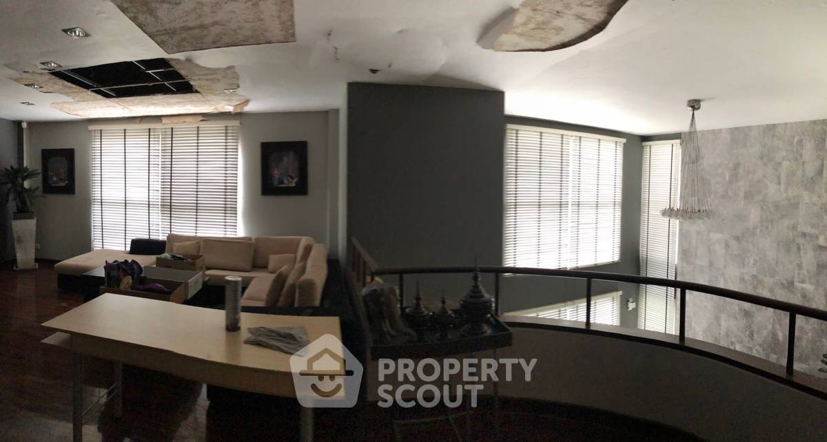 picture 4-BR House near BTS Saphan Khwai (ID 2083325) - 17/33