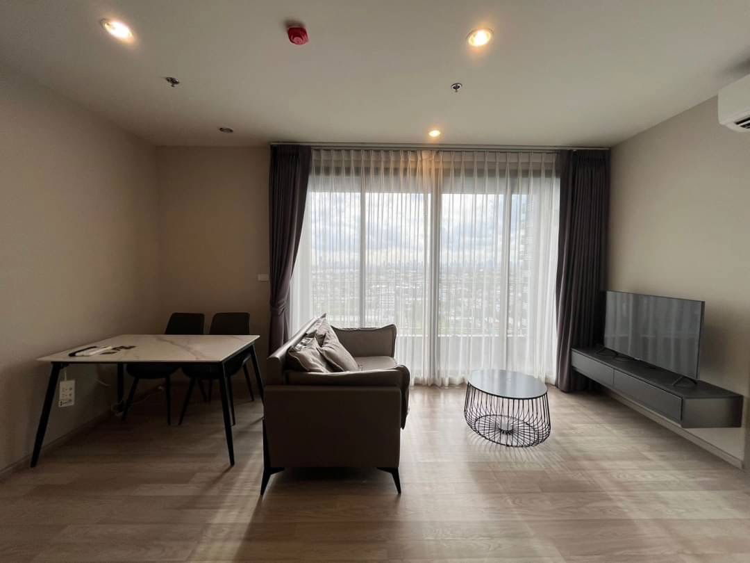 รูป ให้เช่าคอนโด Ideo mobi sukhumvit eastpoint คอนโดแต่งครบพร้อมเข้าอยู่ใกล้รถไฟฟ้าBTSบางนาเพียง250เมตรเท่านั้น!! - รูปที่ 2/11