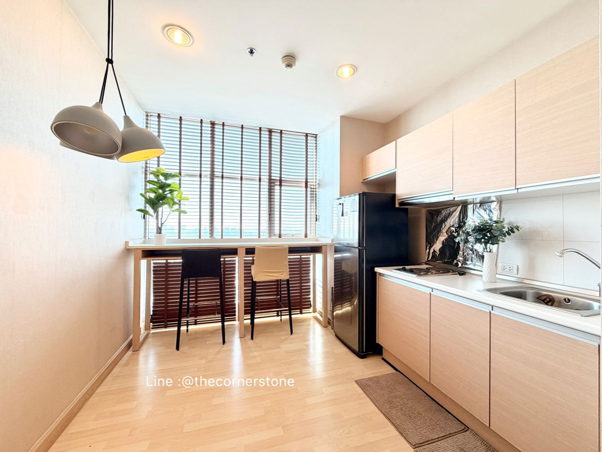 รูป ห้องสวย❗️ราคาดี ขายด่วน⚡️"𝐑𝐡𝐲𝐭𝐡𝐦 𝐑𝐚𝐭𝐜𝐡𝐚𝐝𝐚"  1 ห้องนอน 46 ตร.ม. ชั้น 30+ ติด MRT-รัชดาภิเษก [251453] - รูปที่ 5/16