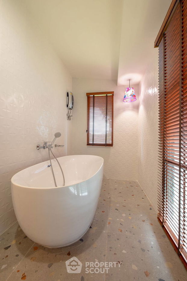 picture 4-BR Villa in Nong Phueng (ID 1296437) - 23/34