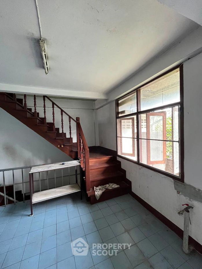 รูป ทาวน์เฮาท์ 4-ห้องนอน ใกล้ MRT บางโพ (ID 1995849) - รูปที่ 10/16