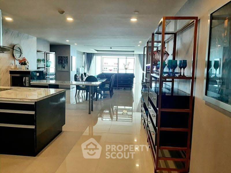 รูป คอนโด 3-ห้องนอน ที่ ซี สราญ คอนโดมิเนียม ใกล้ บางเสร่ (ID 2452395) - รูปที่ 5/16