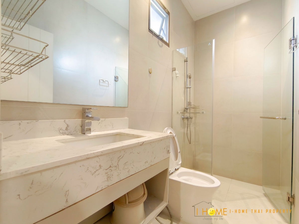 รูป ให้เช่า Pool Villaสองชั้น    4 ห้องนอน 4 ห้องน้ำ 1  ห้องครัว  2  ที่จอดรถ - รูปที่ 39/41