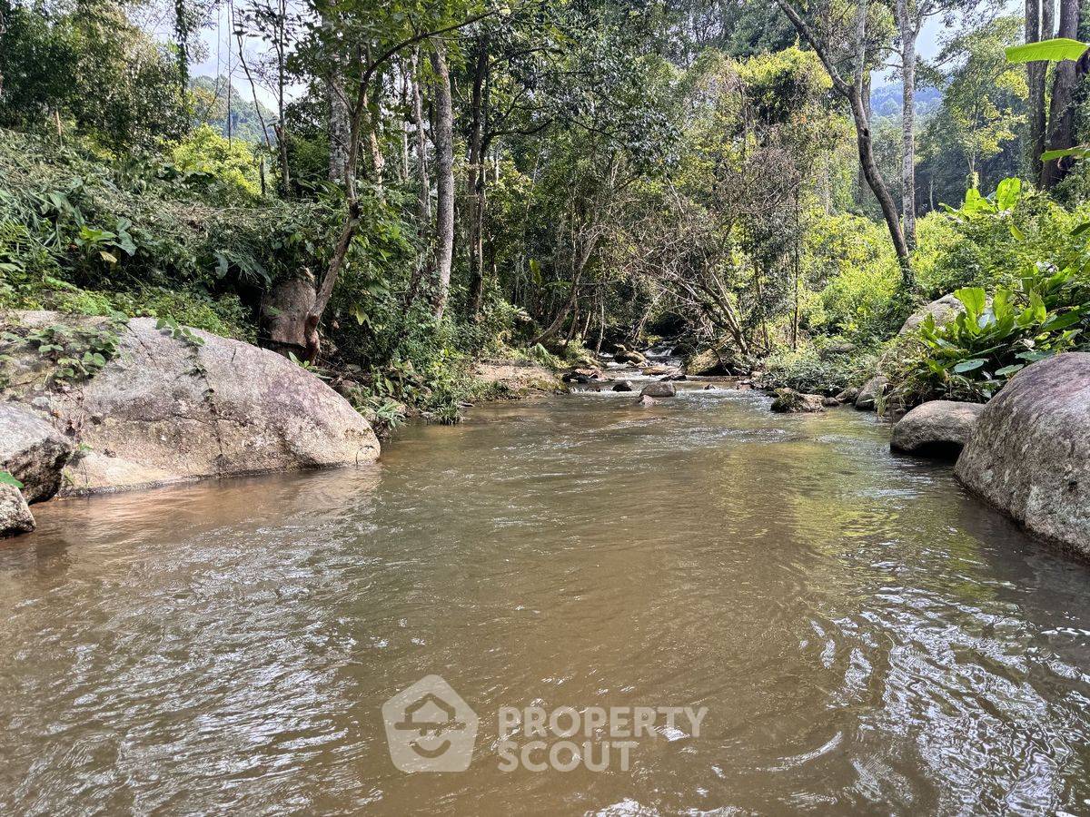 รูป ที่ดินสำหรับปล่อยขาย 1,972 ตารางเมตร แถว ใน เชิงดอย (ID 2093387) - รูปที่ 8/20