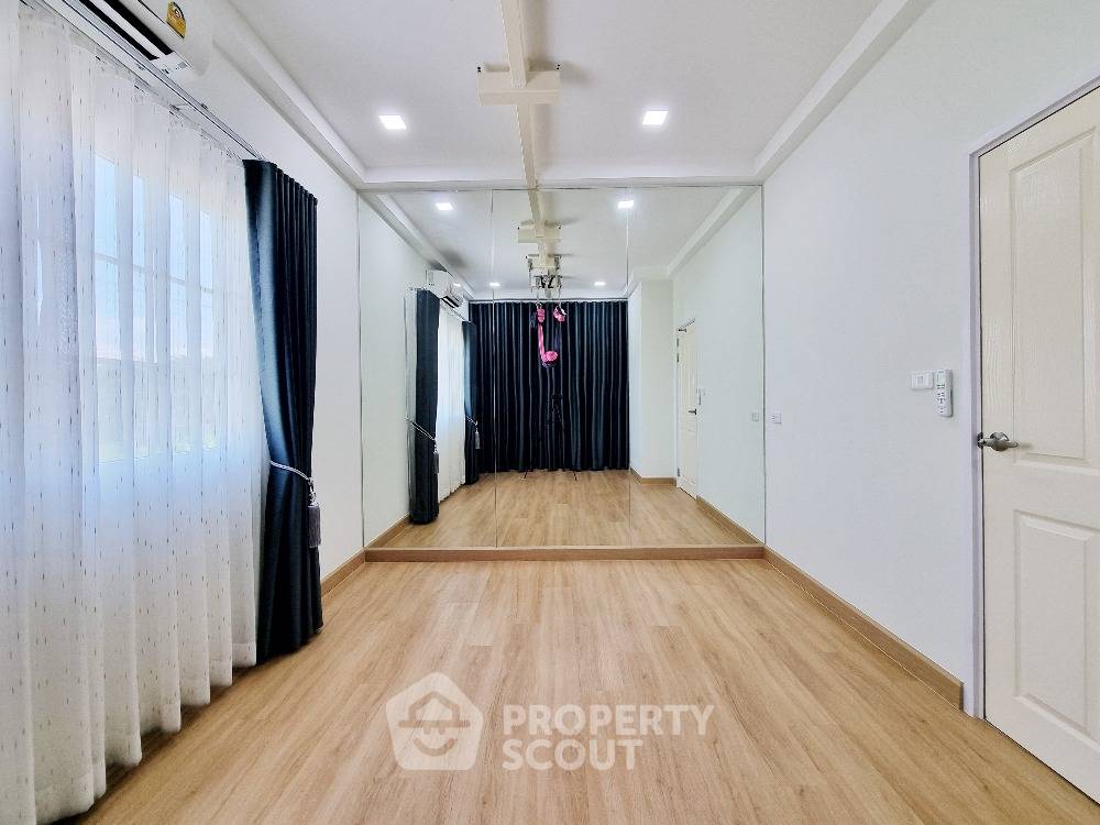 รูป บ้าน 4-ห้องนอน ใน บางปะกอก (ID 1757256) - รูปที่ 8/10