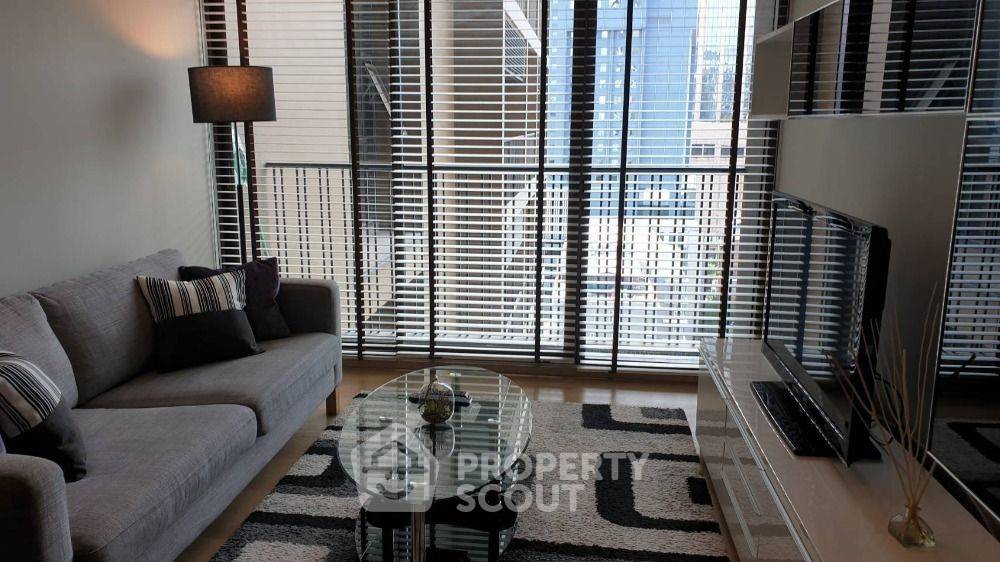 รูป คอนโด 1-ห้องนอน ที่ โนเบิล รีไฟน์ พร้อมพงษ์ ใกล้ BTS พร้อมพงษ์ (ID 2437905) - รูปที่ 1/8