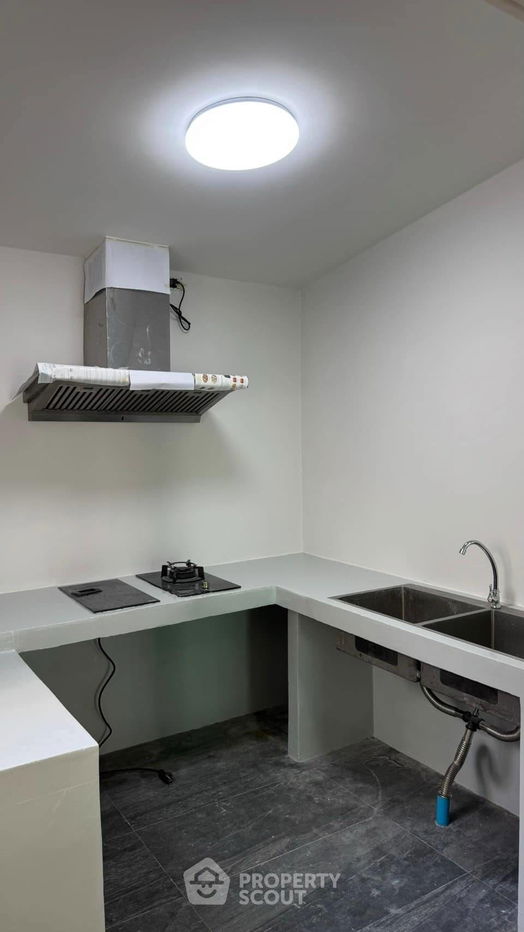 รูป ทาวน์เฮาท์ 3-ห้องนอน ที่ บ้านกลางเมือง สวนหลวง ใน ดอกไม้ (ID 1980104) - รูปที่ 8/13