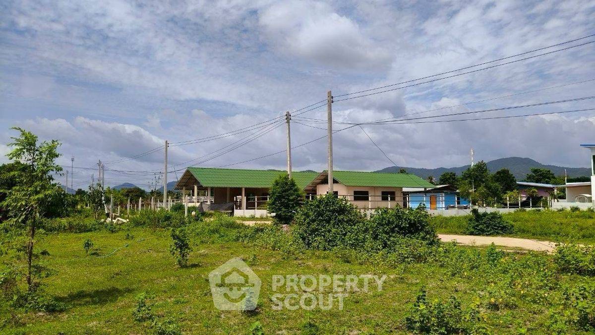 รูป ที่ดินสำหรับปล่อยขาย 3,200 ตารางเมตร แถว ใกล้ สวนอูฐชะอำ (ID 2454952) - รูปที่ 8/17