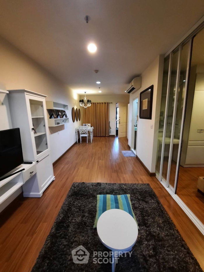 picture 1-BR Condo at The Crest Phahonyothin 11 near BTS Ari (ID 2109486) - 2/5