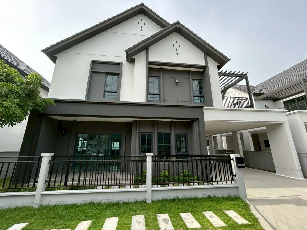 รูป Centro บางนา (Type Duncan)✨ ทำเลดี ใกล้ Mega Bangna / ทางด่วน  ​พื้นที่ใช้สอย: 280 ตร.ม. (ที่ดิน 60 ตรว.)  ราคาดีที่สุด  - รูปที่ 2/9