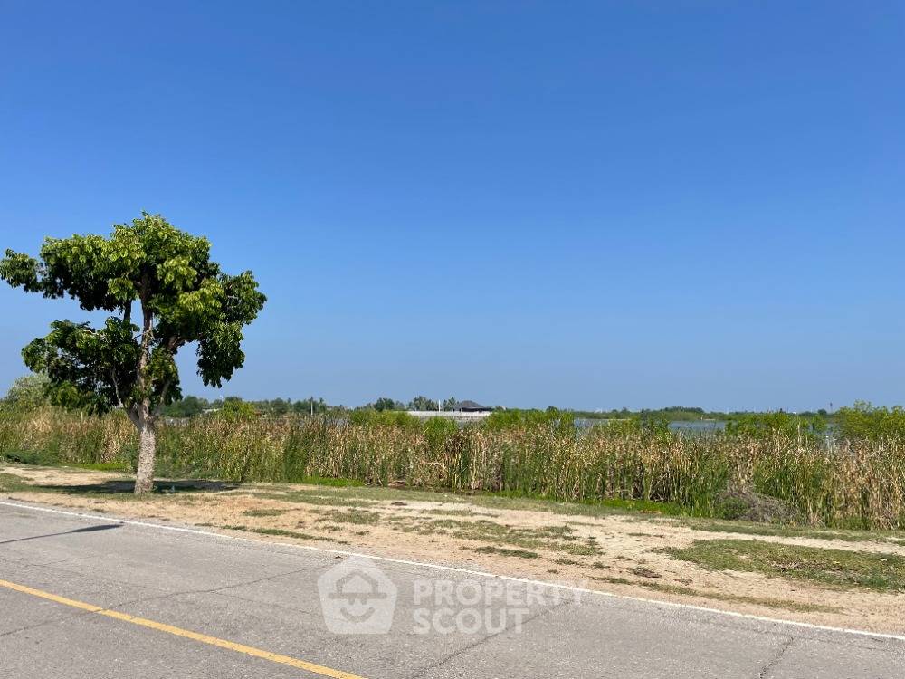 รูป ที่ดินสำหรับปล่อยขาย 36,800 ตารางเมตร แถว ใกล้ หาดเจ้าสำราญ (ID 1680624) - รูปที่ 2/6