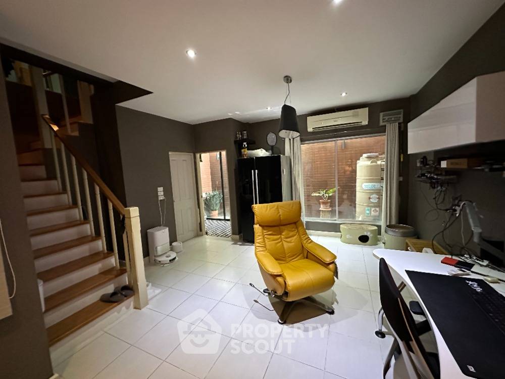 รูป บ้าน 1-ห้องนอน ใน บางขุนเทียน (ID 1432283) - รูปที่ 1/10