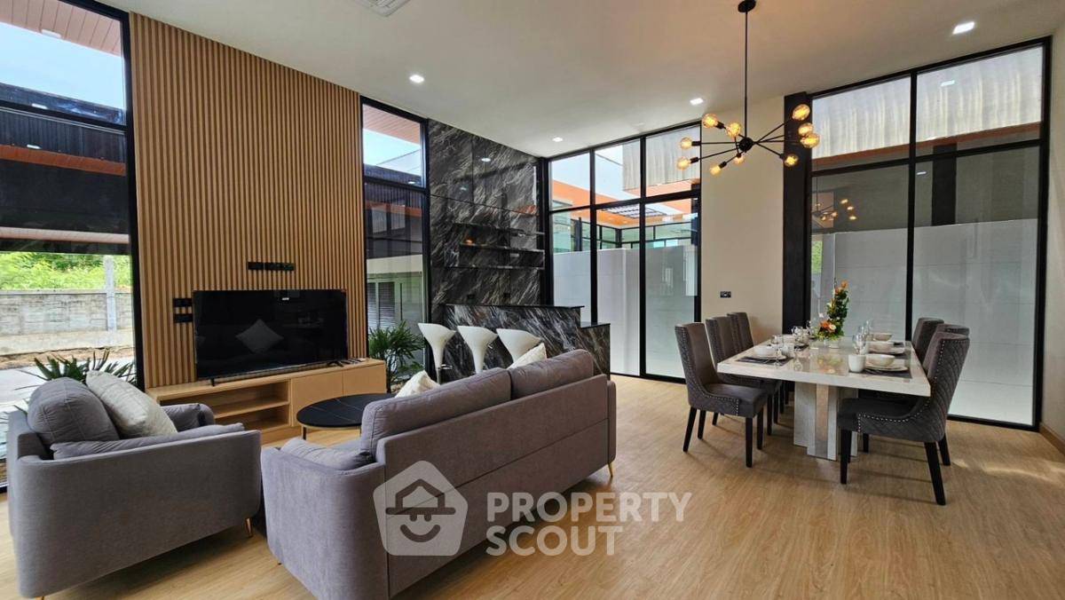 picture 4-BR House close to Central Pattaya (ID 1762205) - 8/21