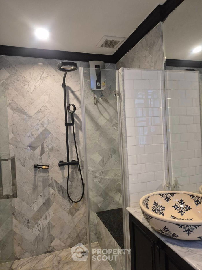 picture 4-BR House in Nuan Chan (ID 2456436) - 27/43