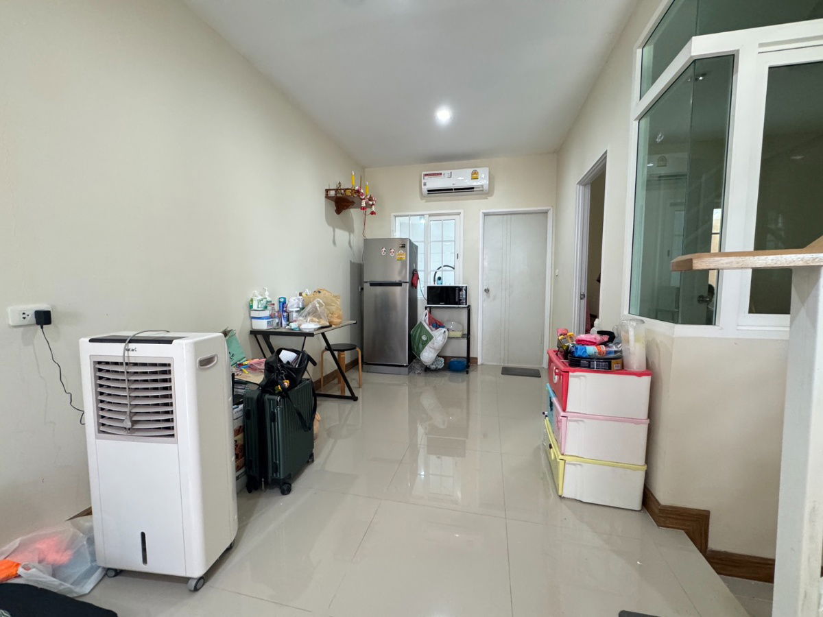 picture Front Project Location! Townhome for Sale – Golden Town Ramintra–Khubon Project English-style Townhome in a High-Potential Area, Ramintra Zone, - 5/20