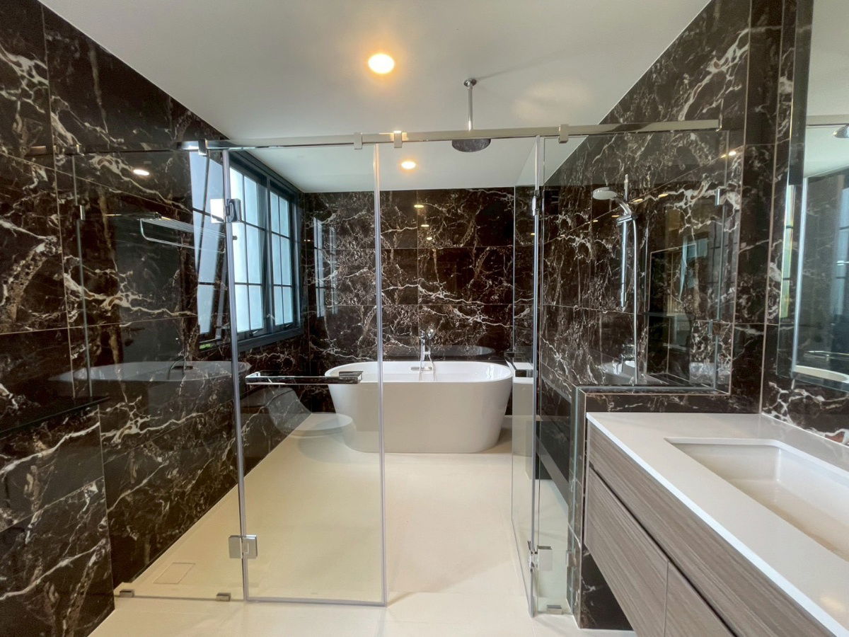 รูป EHL-250689 🌳 THE CITY BANGNA2 – แปลงสวยที่สุด หน้าสวน! บ้านใหม่ไม่เคยเข้าอยู่ ให้เช่า ✨ - รูปที่ 20/37