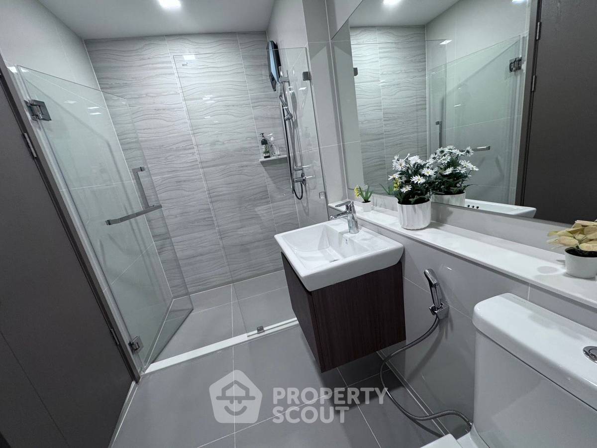 picture 2-BR Condo at Life Phahon-Ladprao near BTS Ha Yaek Lat Phrao (ID 2454697) - 22/22