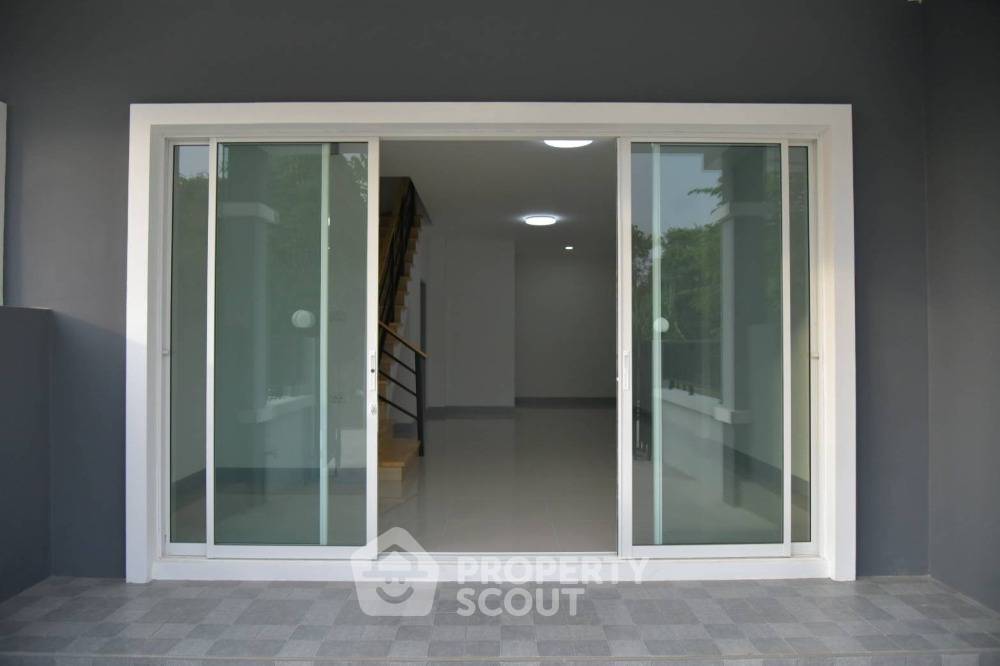 รูป ทาวน์เฮาท์ 2-ห้องนอน ใน สันผักหวาน (ID 1777498) - รูปที่ 7/8