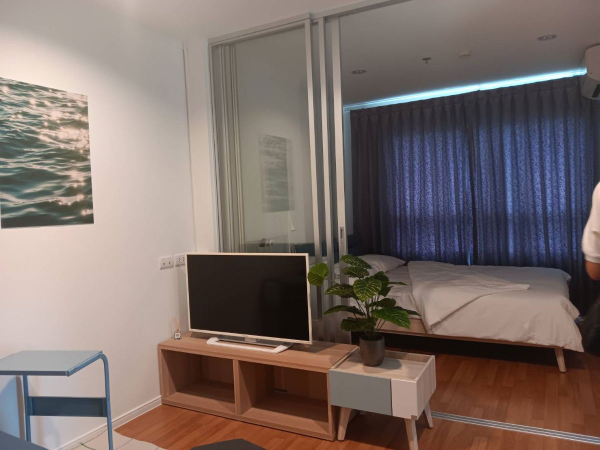 รูป #ให้เช่า คอนโด ลุมพินี พาร์ค พระราม9-รัชดา - 1 ห้องนอน 1 ห้องน้ำ 1 ห้องครัว - ชั้น 8 พื้นที่ 26 ตร.ม - เฟอร์นิเจอร์ครบ ราคาเช่า 12,000 บาท - รูปที่ 7/12