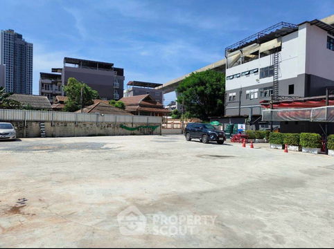 2,128.4 m² Land for Sale in Bang Sue (ID 2184780)
