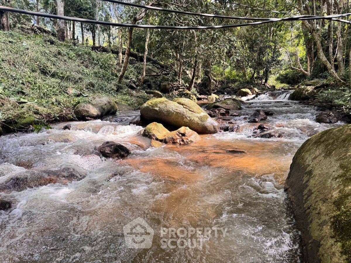 รูป ที่ดินสำหรับปล่อยขาย 1,972 ตารางเมตร แถว ใน เชิงดอย (ID 2093387) - รูปที่ 4/20