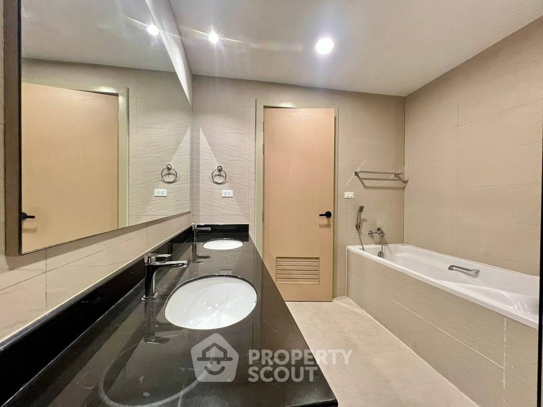 picture 4-BR Condo at Gardenia Pattaya close to Pattaya (ID 2452364) - 12/18