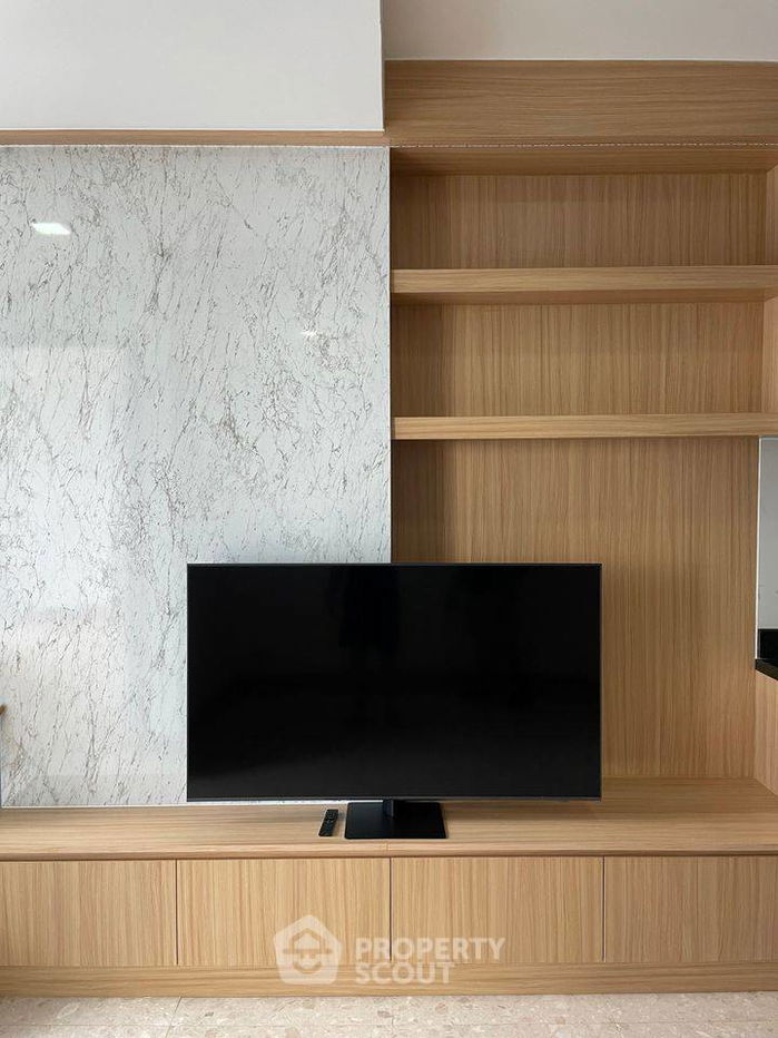 picture 2-BR Condo at Nusasiri Grand Condominium near BTS Ekkamai (ID 1567932) - 3/12