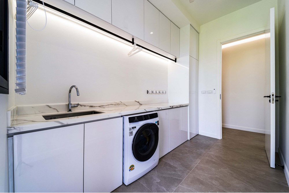 รูป [920601001-697] ขายวิลล่าหรูพร้อมสนามเทนนิส 4 ห้องนอน 4 ห้องน้ำ ในซอย 70 ของ huahin - รูปที่ 77/108