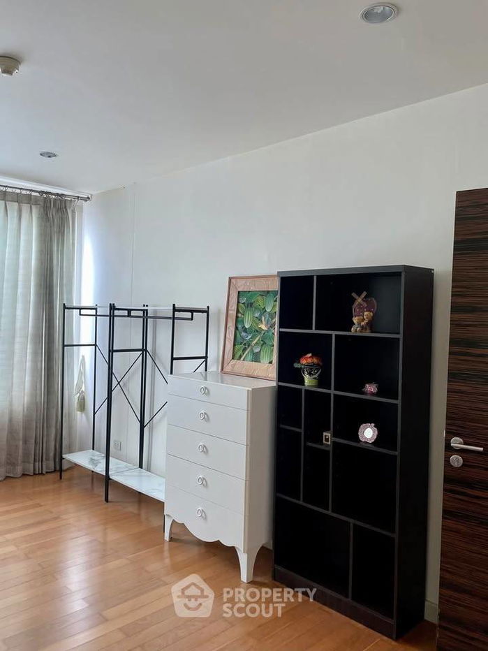 picture 3-BR Condo at Watermark Chaophraya near BTS Krung Thon Buri (ID 2452994) - 7/15