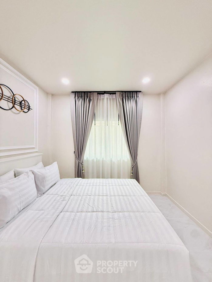 รูป ทาวน์เฮาท์ 2-ห้องนอน ใกล้ พัทยาตะวันออก (ID 2176427) - รูปที่ 18/23