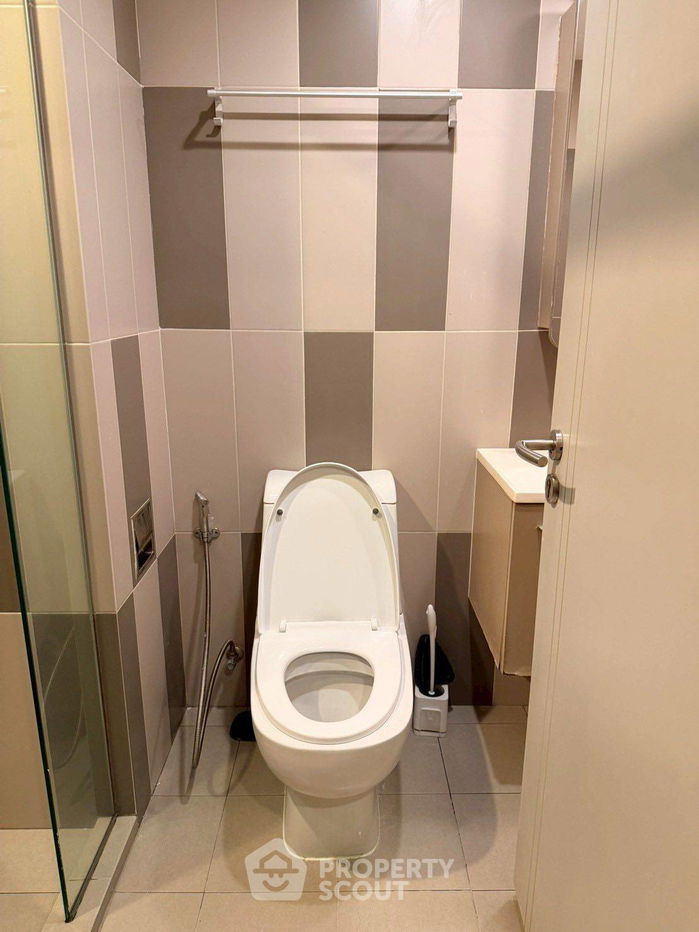 picture 1-BR Condo at Onyx Phahonyothin near BTS Saphan Khwai (ID 2453952) - 10/15