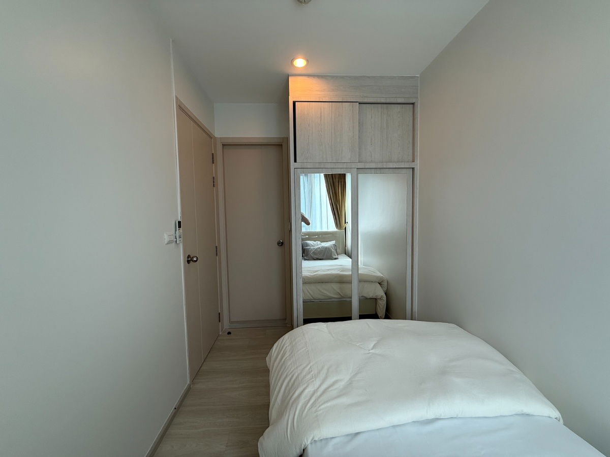 รูป 🔥 คุ้มมาก! ทำเลอโศก เดินทางง่ายสุด🔥 ไลฟ์ อโศก / 1 ห้องนอน ZC093 - รูปที่ 8/15