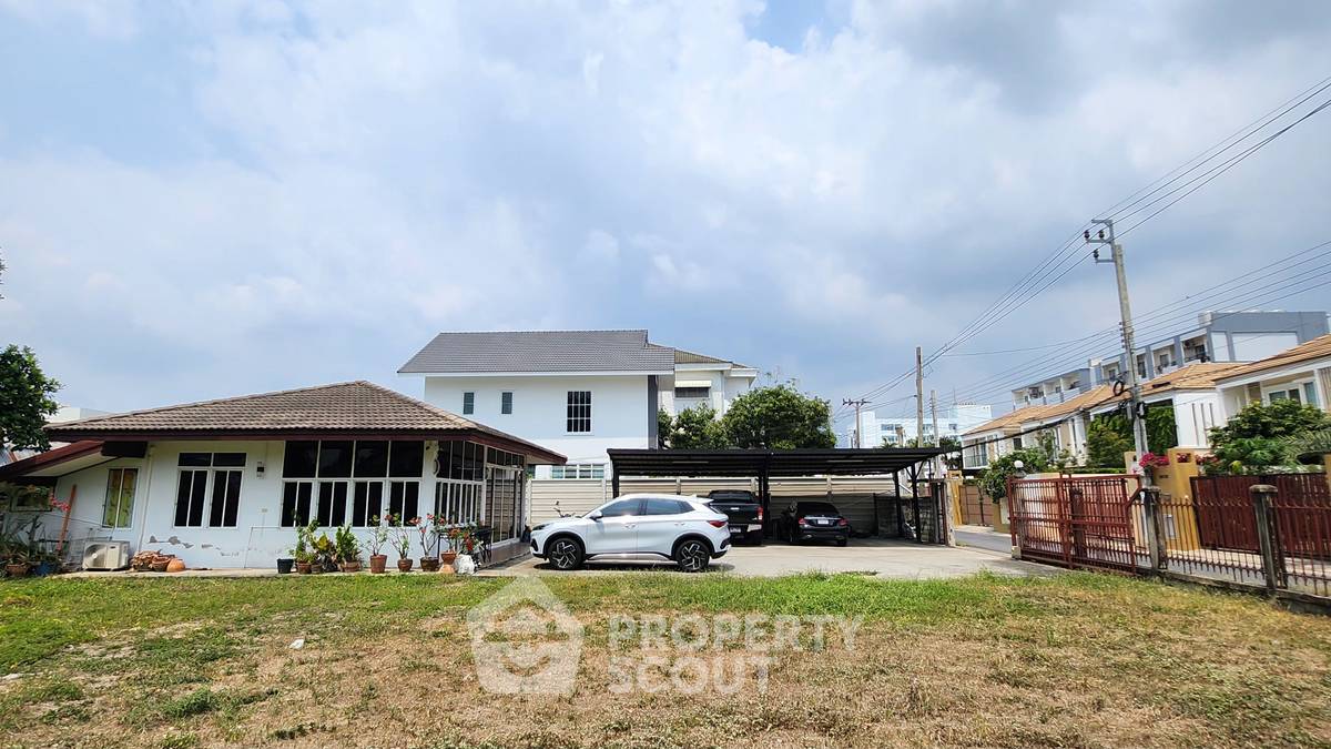 รูป ที่ดินสำหรับปล่อยขาย 808 ตารางเมตร แถว ใน พลับพลา (ID 2111495) - รูปที่ 1/14