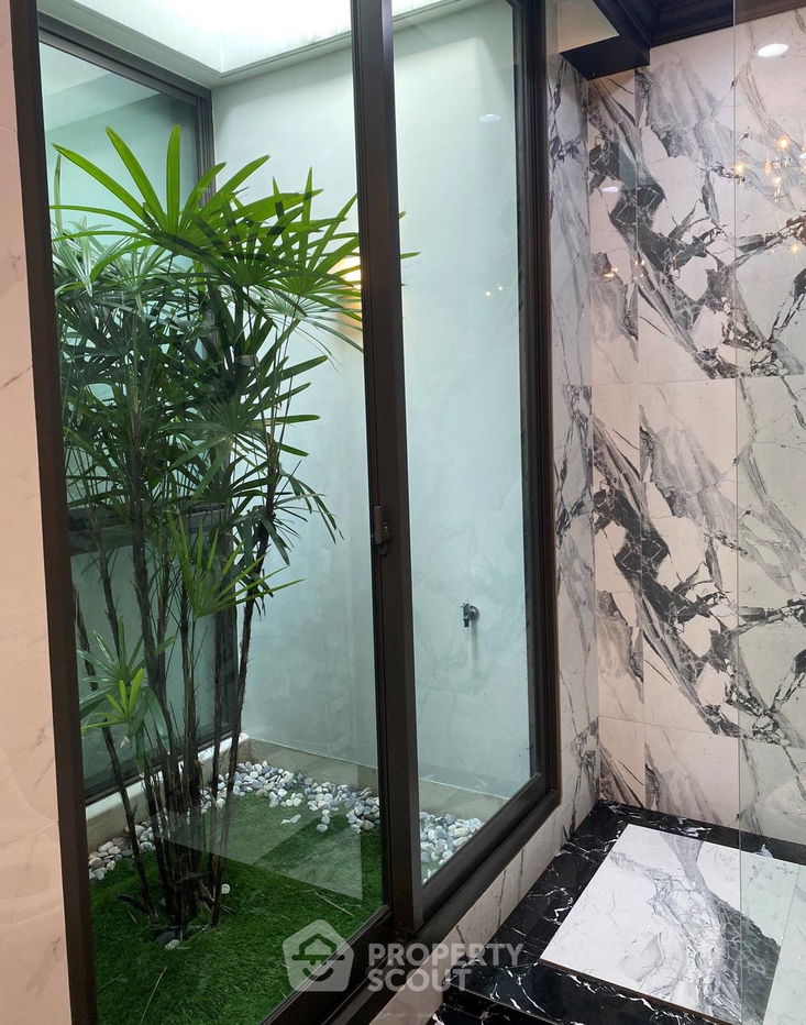 รูป บ้าน 4-ห้องนอน ใน ลาดพร้าว (ID 939334) - รูปที่ 12/18