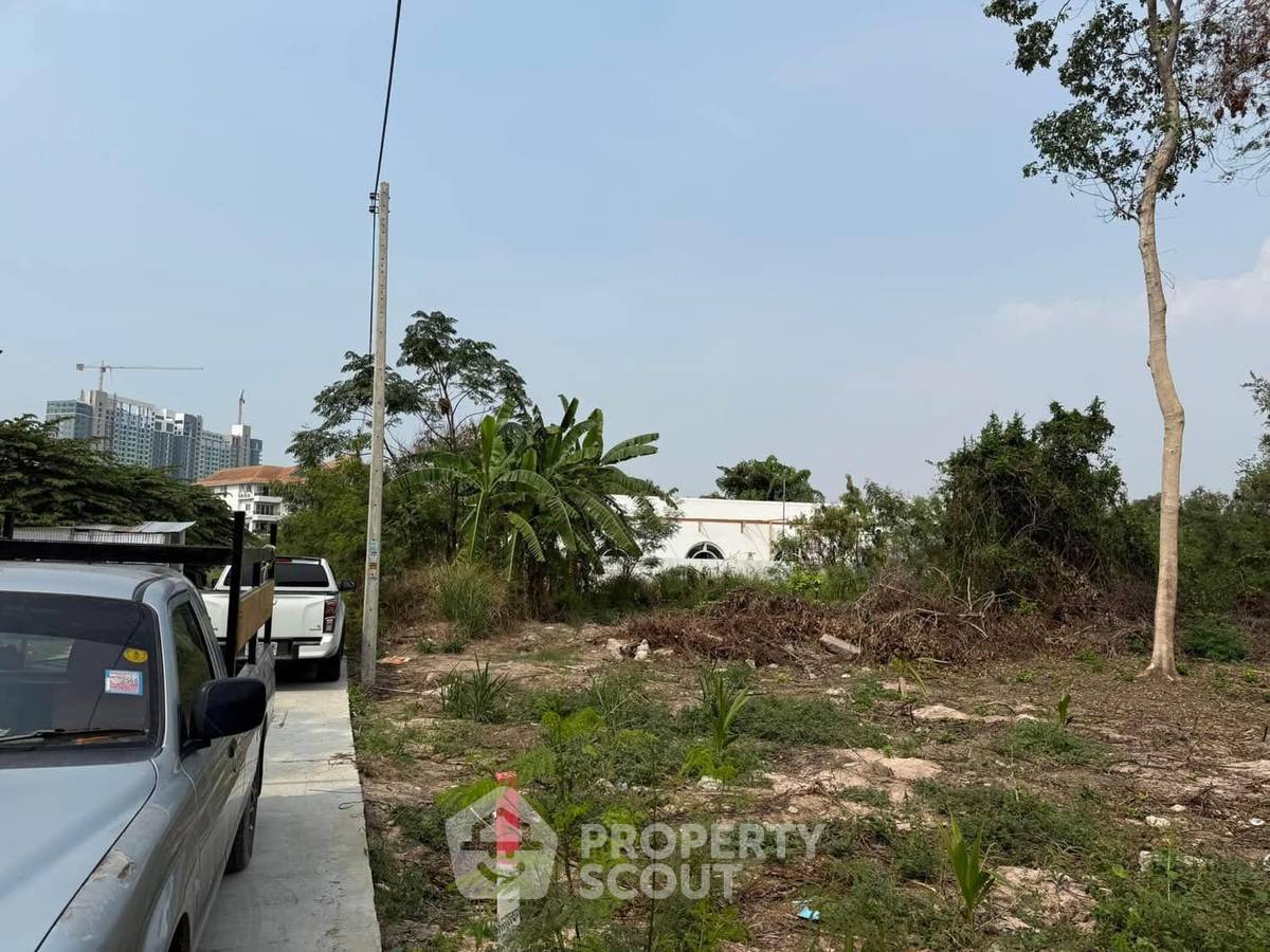 รูป ที่ดินสำหรับปล่อยขาย 420 ตารางเมตร แถว ใกล้ เมืองพัทยา (ID 2055056) - รูปที่ 3/5