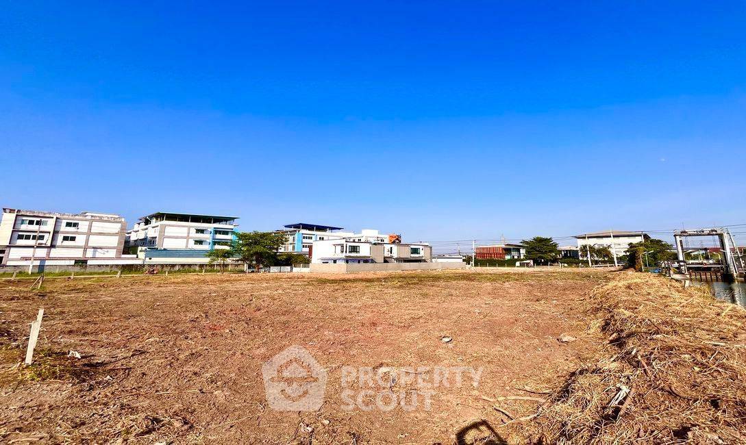 รูป ที่ดินสำหรับปล่อยขาย 5,432 ตารางเมตร แถว ใน ท่าข้าม (ID 1414214) - รูปที่ 3/5