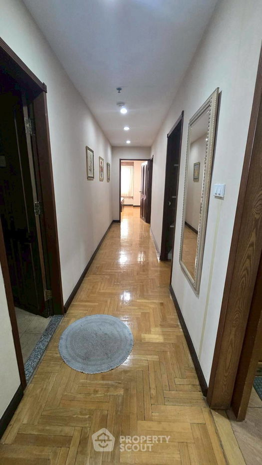 รูป คอนโด 3-ห้องนอน ที่ ท็อป วิว ทาวเวอร์ คอนโดมิเนียม ใกล้ BTS ทองหล่อ (ID 2235648) - รูปที่ 6/7