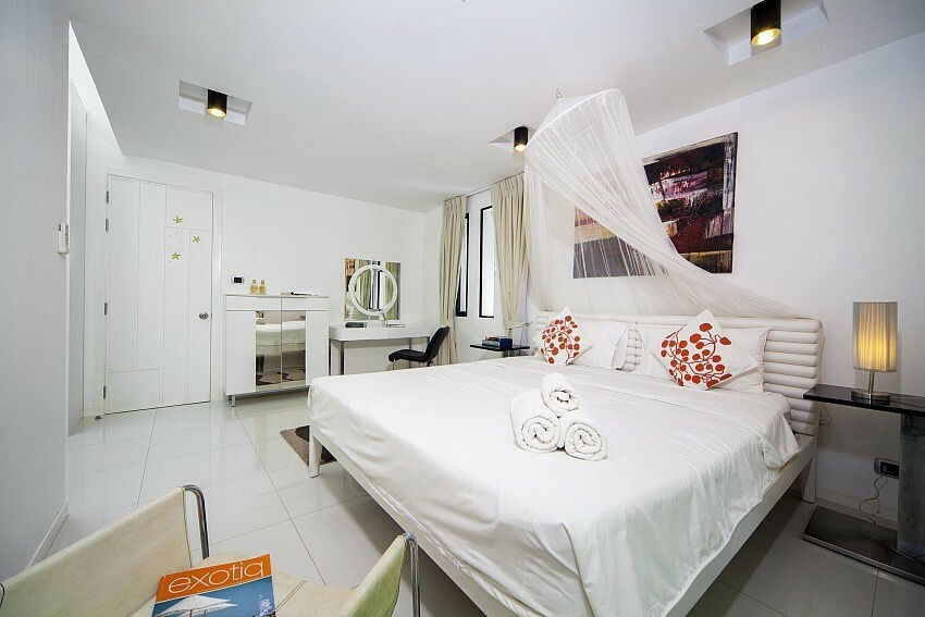 picture Private 4-Bed Villa with Pool for Sale in Kamala - U18668 - 11/14