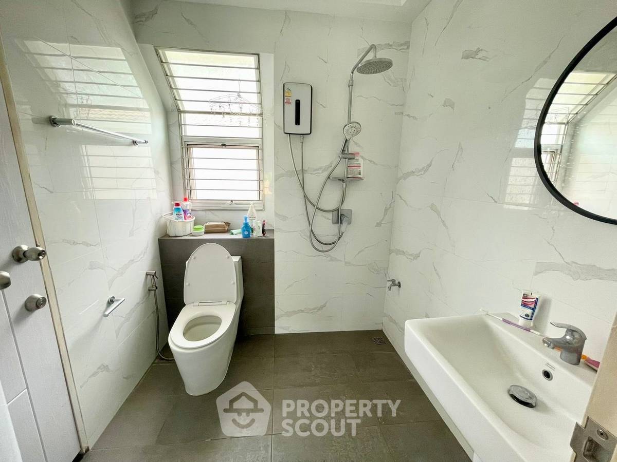 รูป บ้าน 3-ห้องนอน ใน บางขุนกอง (ID 2063491) - รูปที่ 15/17