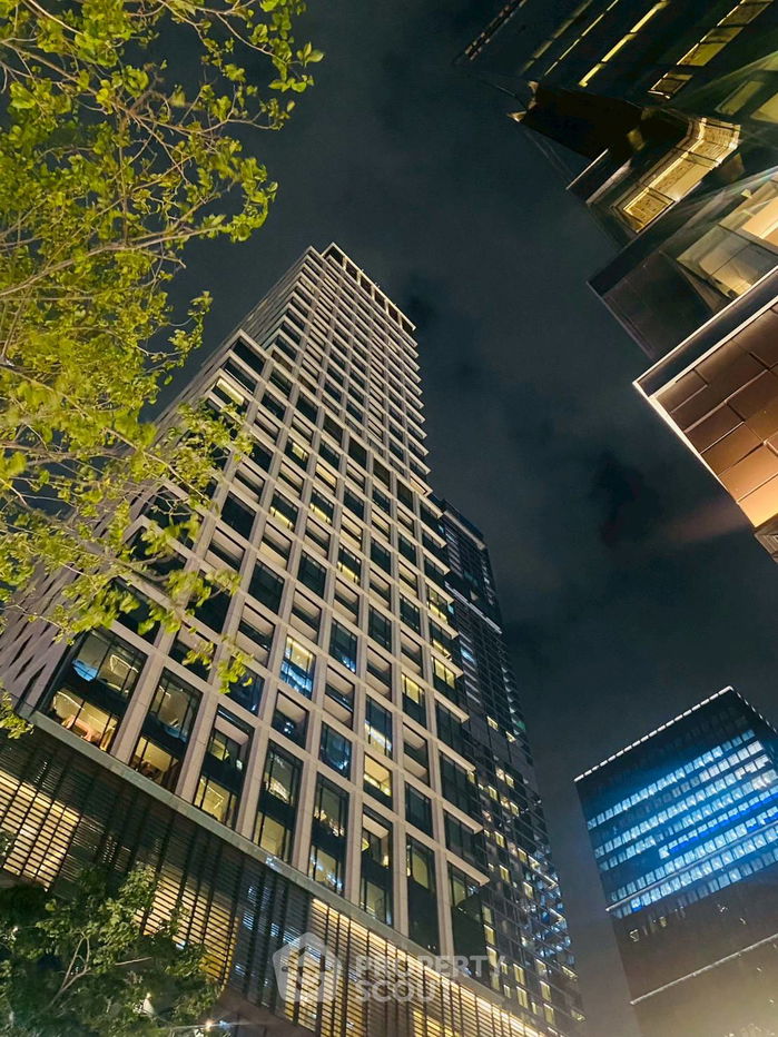 picture 3-BR Condo at One 89 Wireless near MRT Lumphini (ID 2447834) - 3/19