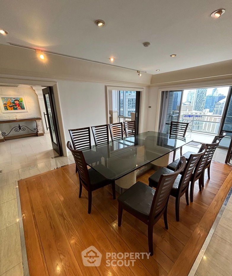 picture 4-BR Condo at All Seasons Mansion Condominium near BTS Phloen Chit (ID 1493421) - 7/26