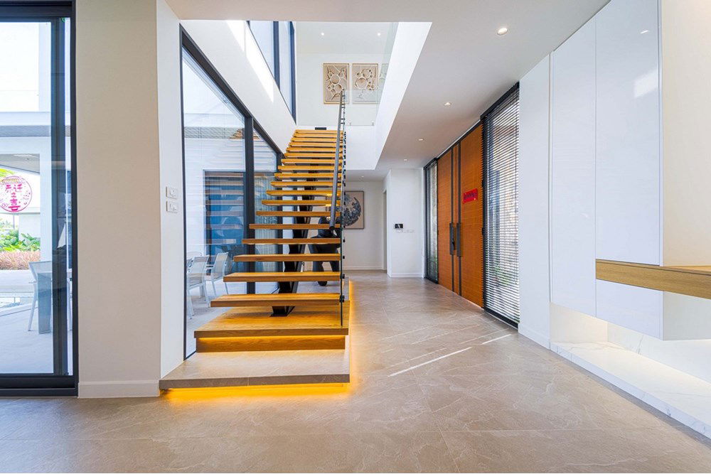 รูป [920601001-697] ขายวิลล่าหรูพร้อมสนามเทนนิส 4 ห้องนอน 4 ห้องน้ำ ในซอย 70 ของ huahin - รูปที่ 92/108